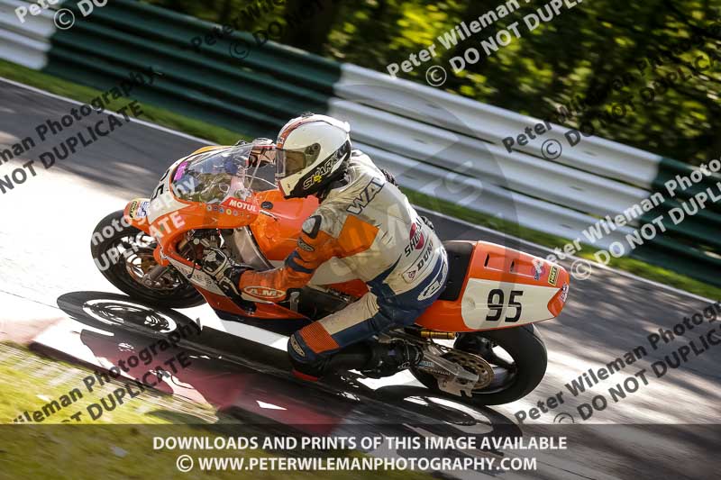 cadwell no limits trackday;cadwell park;cadwell park photographs;cadwell trackday photographs;enduro digital images;event digital images;eventdigitalimages;no limits trackdays;peter wileman photography;racing digital images;trackday digital images;trackday photos